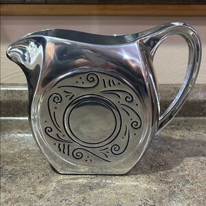 Lenox Elegant Silver Drinkware Pitcher. Excellent condition